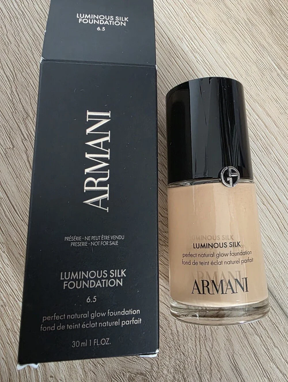 Giorgio Armani Luminous Silk Natural Glow Foundation 1 Oz Shade 6.5 New In box